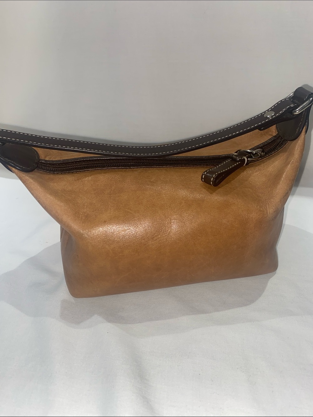Coach Tan Leather Hobo with Dark Brown Strap - Picture 3 of 10
